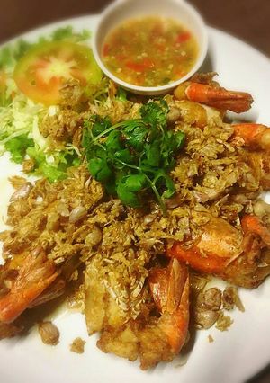 รูปของ กุ้งก้ามกรามทอดกระเทียมกรอบ