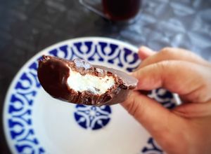 Una foto de Polo stracciatella (en moldes Lékué)