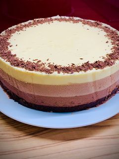Tripla csokis torta recept fotója