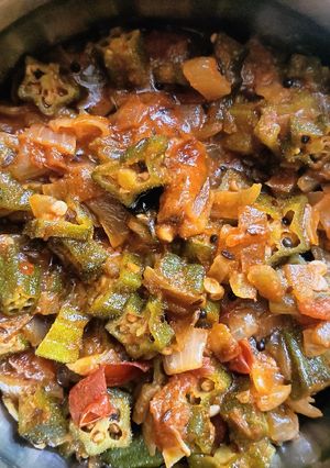 வெண்டைக்காய் பச்சடி(vendaikkai pachadi recipe in tamil) செய்முறை முக்கிய புகைப்படம்