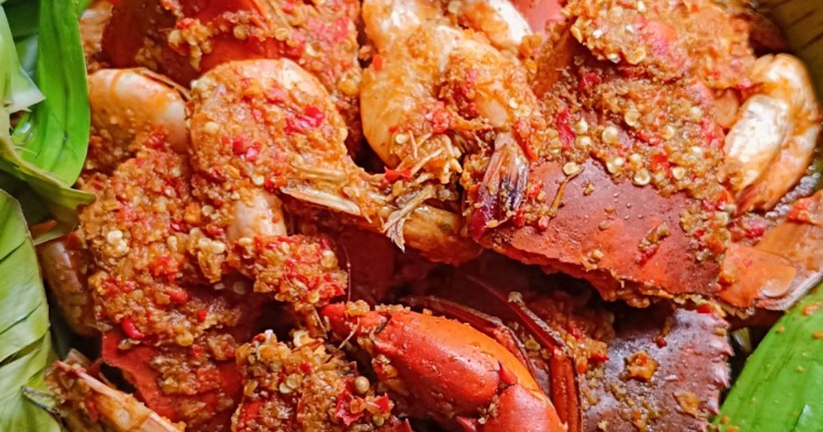 Kepiting udang asap bumbu kare pedas