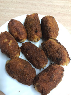 Una foto de 98. Croquetas de salmón (picoteo)