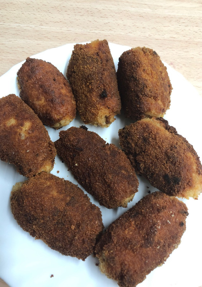 Una foto de 98. Croquetas de salmón (picoteo)