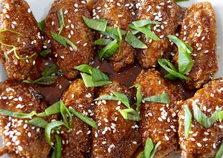 Chicken Wings with Garlic & Honey Sauce