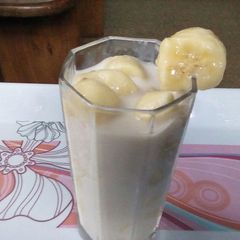 A picture of Banana milk shake.