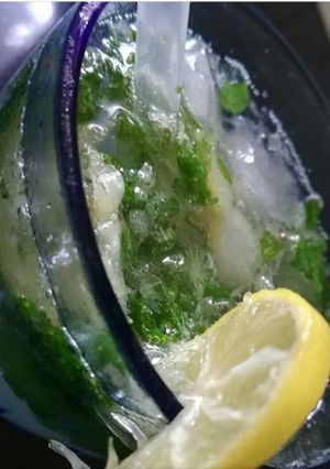 A picture of Virgin Mojito.