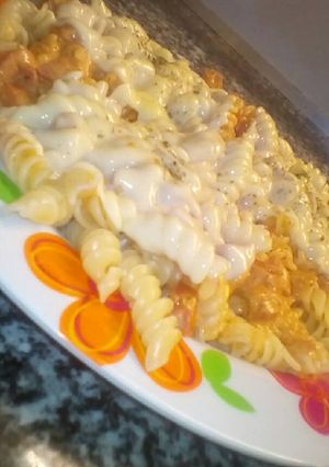 Una foto de Pasta con Strogonoff de Panchos y Muzzarella