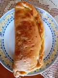 Πίτες με λαχανικα και τυριά με ζύμη για panzerotti