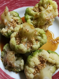 Una foto de Brócoli con salsa de soja y limón