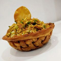 A picture of Bhel Basket.