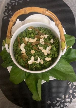 હૈદરાબાદી બિરયાની(Hyderabadi biryani recipe in Gujarati) રેસીપી મુખ્ય ફોટો