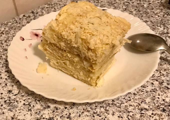 Простой торт Наполеон с заварным кремом — рецепт с фото и видео