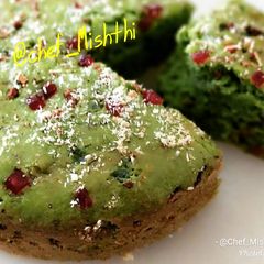 A picture of Paan Cake.