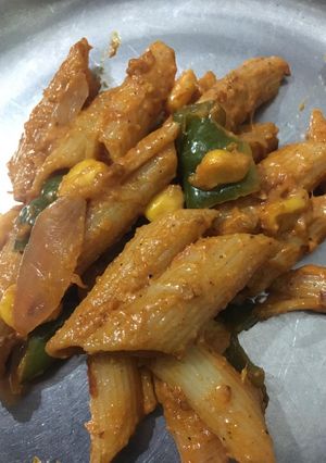 A picture of Tandoori pasta.