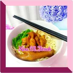 A picture of Mie Ayam 💜.
