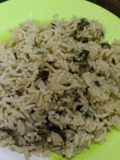 தேங்காய் பால் ரைஸ் பிரியாணி(coconut milk rice recipe in tamil) செய்முறை முக்கிய புகைப்படம்