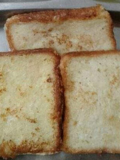 பாம்பே டோஸ்ட் செய்முறை முக்கிய புகைப்படம்