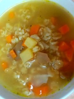صورة لوصفة شوربة الشوفان بالخضار 🍲