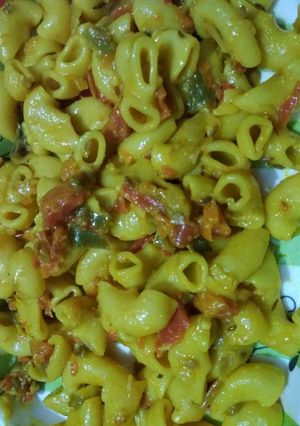 A picture of Instant Macaroni.