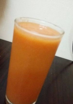صورة لوصفة سموذي التفاح والمنجا😋