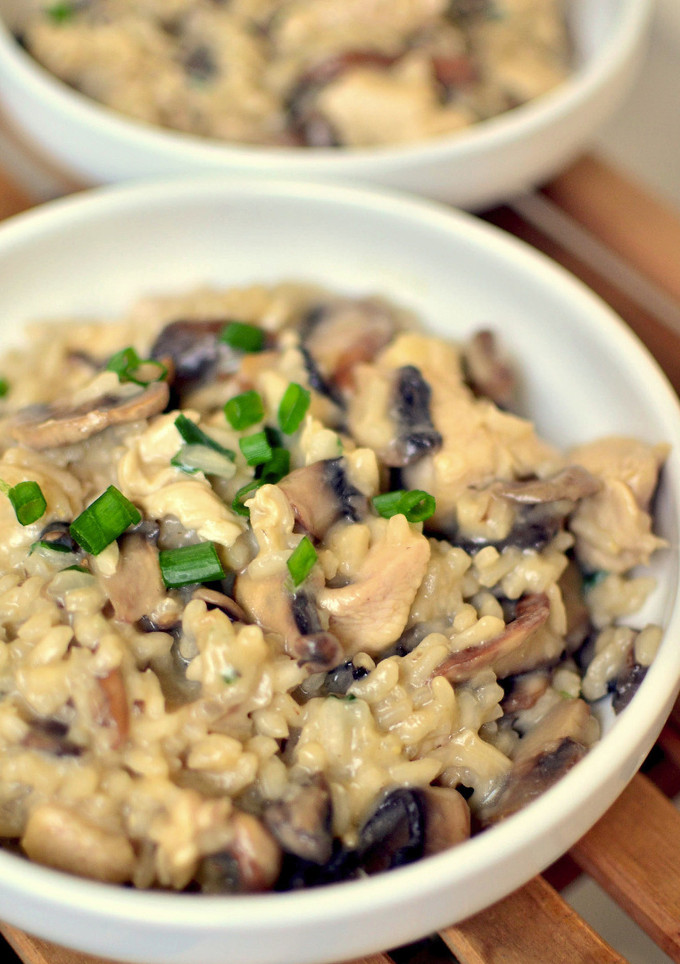 Una foto de Risotto de pollo con champiñones