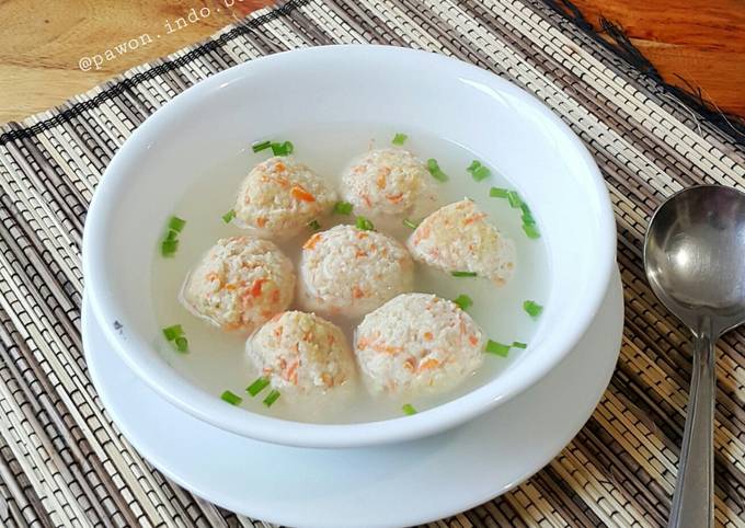 Oatmeal Chicken Meatball (Bakso Ayam-Oatmeal)