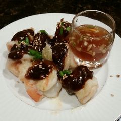 A picture of Brad's prawns in black bean and lemongrass sauce.