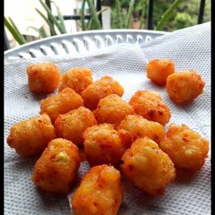 A picture of Potato nuggets.