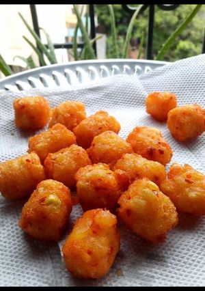 A picture of Potato nuggets.