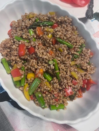 Easy Way Make Salad Musim Semi Mustard Farro which So Delicious