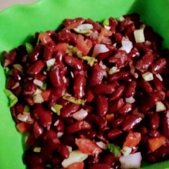 A picture of Spicy Red Beans Salad.