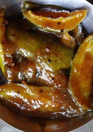 आम की खट्टी मीठी चटनी (aam ki khatti meethi chutney recipe in Hindi) रेसिपी मुख्य फोटो