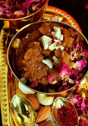 A picture of Besan Ka Halwa.
