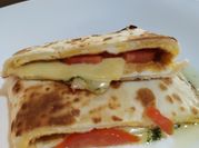 Una foto de masa de empanada