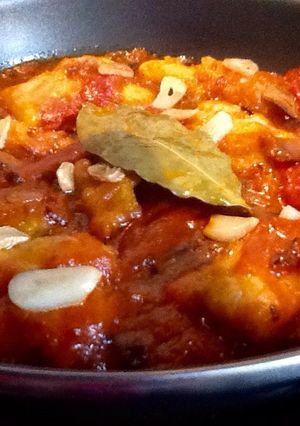 Foto principal de Abadejo en salsa de tomate y pimientos del piquillo