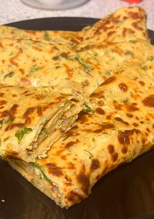 A picture of Egg crepes or anda paratha.