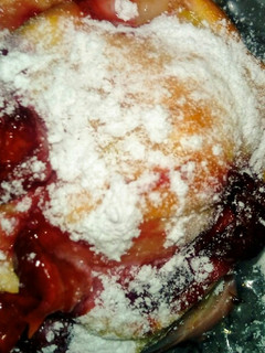 Vanília pudingos, meggyes csigák #énkönyvem recept fotója