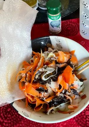 รูปของ ยำฟักแม้วแครอท🥗กับข้าวเกรียบแผ่นแป้งเวียดนาม🌾