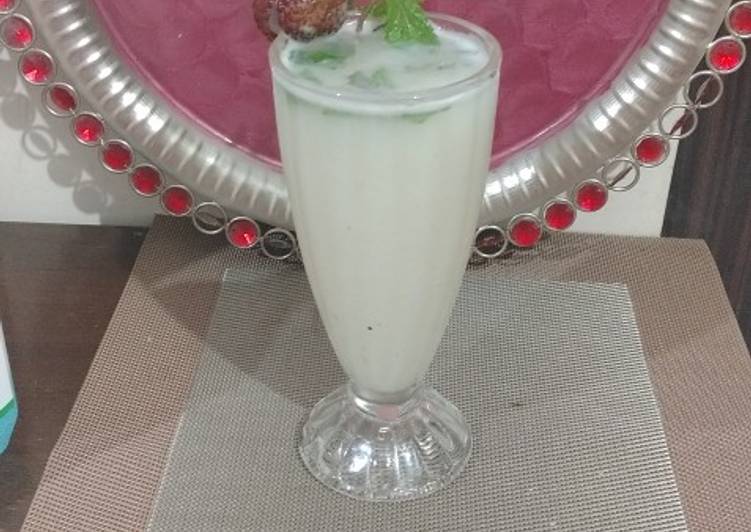 Easiest Way to Prepare Homemade Litchi Lemonade