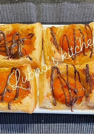 A picture of FRESH APRICOT TART:.