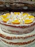 Semi Nude Cake de lavanda y naranja