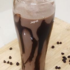 A picture of Chocolate Milkshake !!.