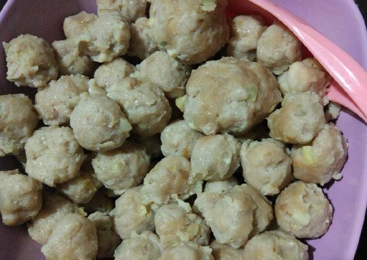 Resep Bakso Ayam mix Sapi Homemade, Enak