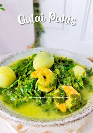 Foto resep Gulai Pakis Udang Telur Puyuh