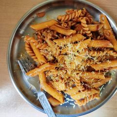 Instant cheese pasta A picture of Instant cheese pasta.