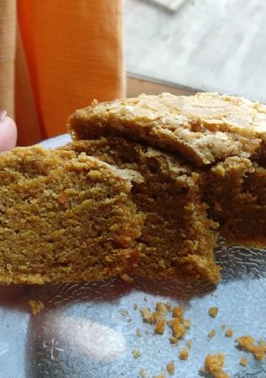 Una foto de Carrot cake con frosting de queso