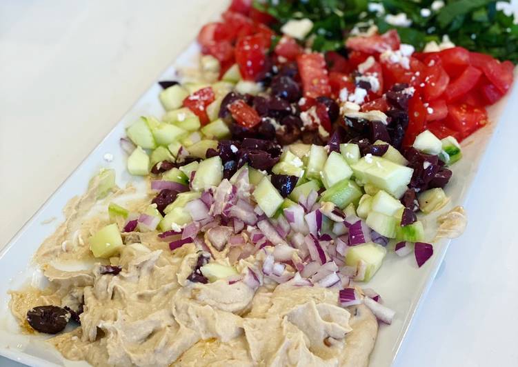 Easiest Way to Make Any-night-of-the-week Hummus Platter