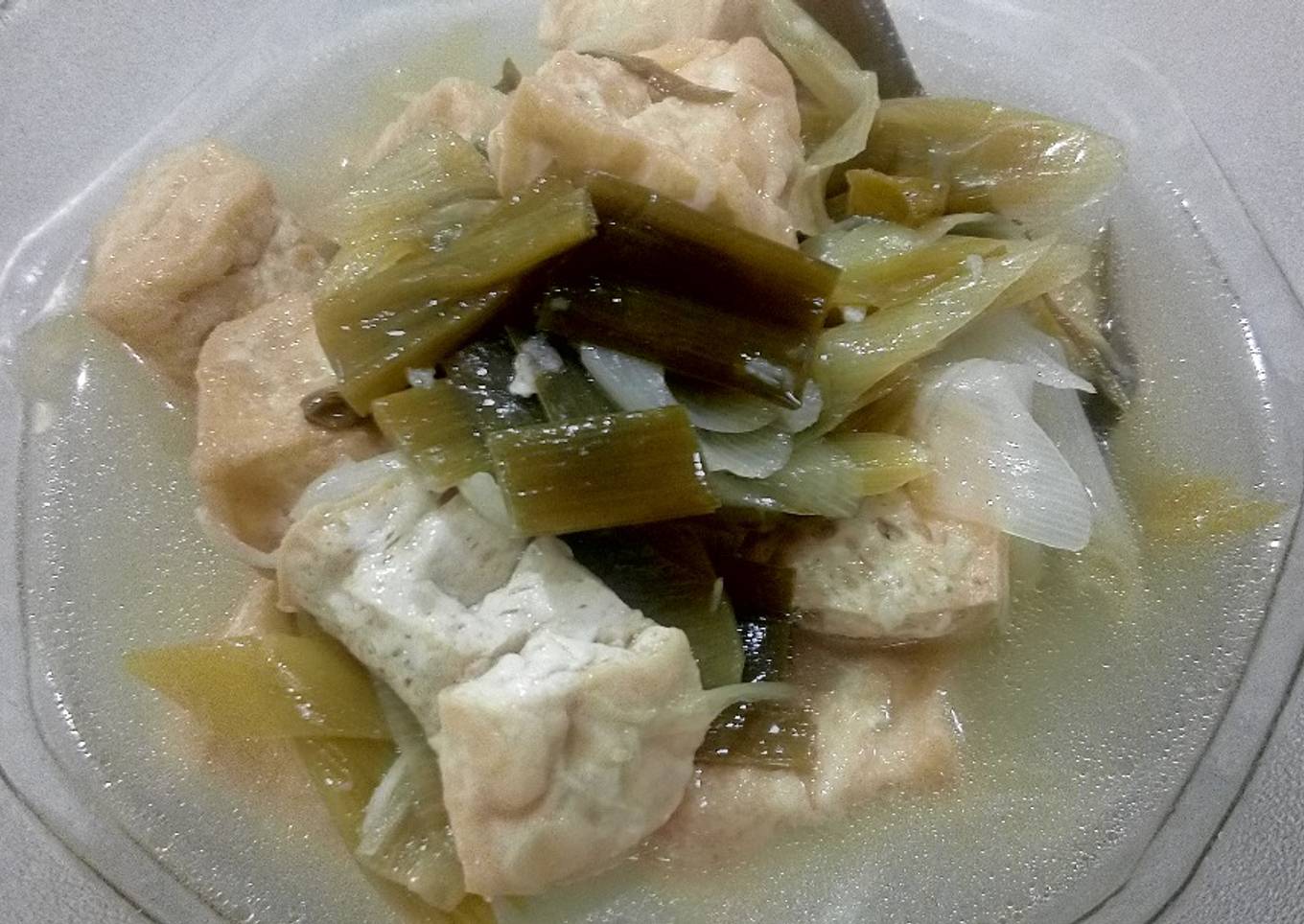 Tahu masak suan na(mirip daun bawang)
