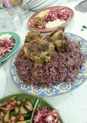 صورة لوصفة رز بنفسجي مع دجاج من ايدي