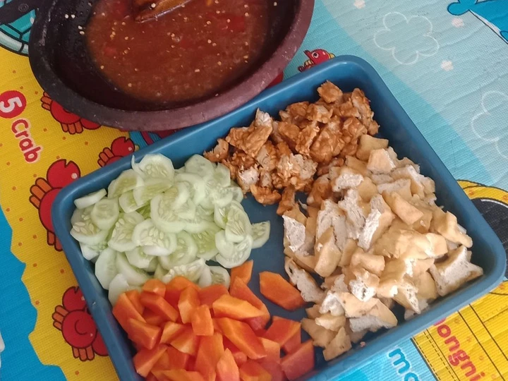 Cara Gampang Menyiapkan Resep Rujak Petis Ikan a.k.a Petis Madura yang Lezat Sekali Anti Ribet, Sempurna